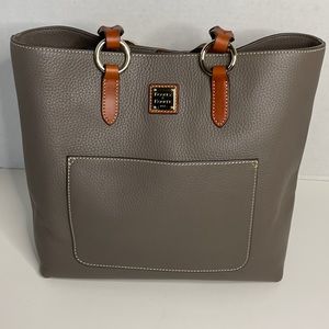 Dooney & Bourke  Pebble Grain Pammy Tote